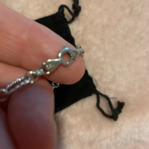 - Estate 14k wh gold chain link bracelet w heart - Picture 5 of 8